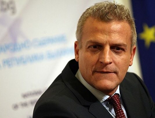 Петър Москов за случая „Петрохан“: Ако синът ми не ходи на училище и живее като Маугли, отговорността е моя, не на държавата петър москов