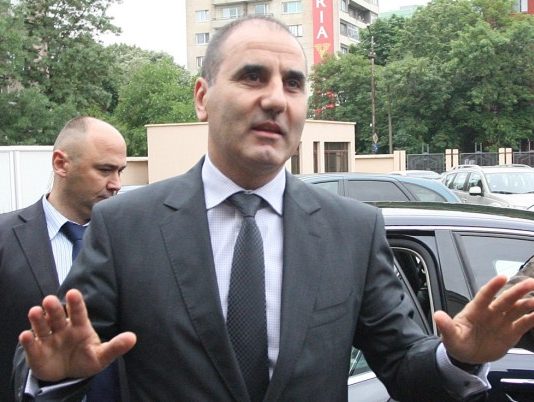 За разлика от Кирил Петков, виждали сме други, които постъпват недостойно, например Цветан Цветанов… вето