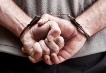 Арестуваха трима митничари от Бургас за подкупи австриец