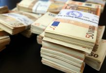 Антимафиоти разбиха банда на 76-годишна сводница (Видео) българи