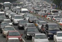 Франция спира колите на бензин и дизел до 2040 г. винетки