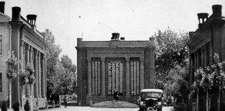 Връщат лъва от Войнишкия мемориал пред НДК НДК