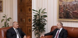 Радев и Борисов „заровиха томахавката“ радев