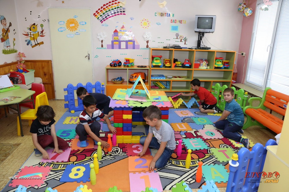 48 деца в детска градина се натровиха, след като закусвали