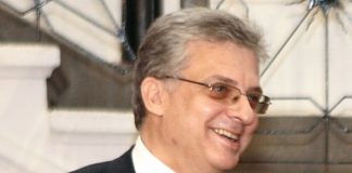 Финансовото министерство проверява „Азербайджанската перачница“ бокова