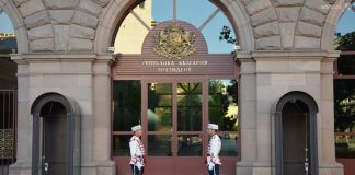 Радев с поредно вето, предишното предизвика протести на превозвачи Радев