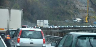 Отлагат въвеждането на системата „Бонус-малус“ коли