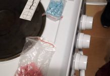 Вместо да се борят с наркодилърите, арестуваните полицейски шефове търгували с дрога наркотици