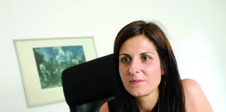 Жана Величкова: „Законът за храните покрива паразитиращ бизнес“ храни