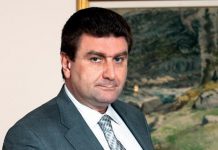 Валентин Златев ще бъде разпитван днес горива