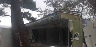 Бутат незаконни магазини на плажа Слънчев бряг-север плаж