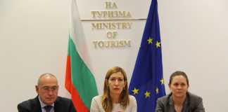 Министър Ангелкова: Пострадалите от „София тур и Холидей“ ще си получат обезщетенията пострадали