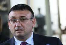 Росен се е самоубил с пистолет „Берета“ катастрофа