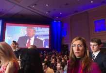 Ангелкова слуша реч на президента Тръмп във Вашингтон ангелкова