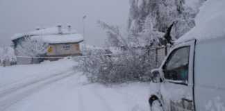 Заради опасност от лавини затвориха достъпа до Витоша, снегът блокира пътя за Гърция шофьори