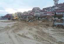 Махат бетона от плажа Слънчев бряг-Север плаж