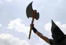 Как всички вкупом станахме палачи палачи