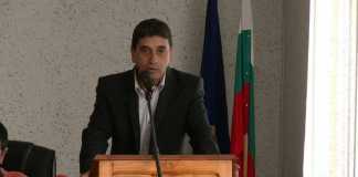 Избори по български: Екстрадиран за сводничество в Испания отново иска да е кмет на Семчиново кмет