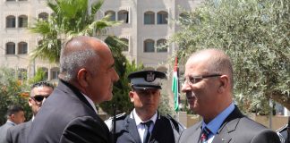 България подкрепя всички инициативи за положително развитие на Близкоизточния мирен процес българия