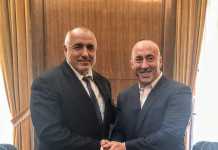 Премиерът обсъжда транспортни коридори с Косово в Тирана премиер