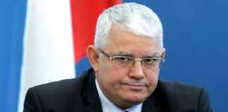 Оправдаха бившия ректор на Медицинския университет в София Ваньо Митев за незаконен прием на чужденци съд