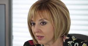 Мая Манолова катастрофирала, колежката й – в „Пирогов“ манолова