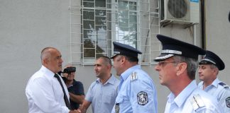 Борисов: БСП да си хапнат и пийнат, те обичат, да не им разваляме празника борисов