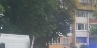 Таксиджия без книжка удари девет паркирани коли в София коли