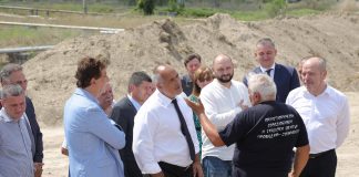 Премиерът иска ремонти на всички мостове едновременно мостове