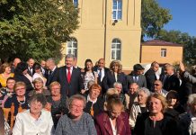 Изграждаме българско училище в Одеса и украински културен център в София училище