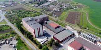 Незаконен кран за точене на алкохол откриха и във винпрома на Петя Славова алкохол