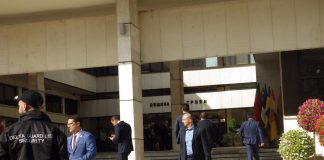 Освен НСО и частна охрана пази президента в Троян президент