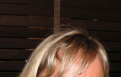 Пеевски поканил Елена Йончева да се кандидатира за евродепутат от ДПС