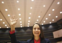 Евродепутатът Ева Майдел (ГЕРБ/ЕНП): Спестяваме поне по 30 лева за паричен превод към Европа Европа