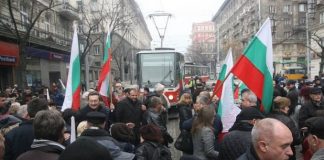 Дясната ръка на Златко Баретата на протест срещу цените на горивата протест