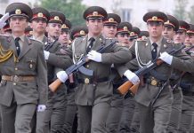 Окончателно депутатите увеличиха заплатите на военните средно с 30% военни