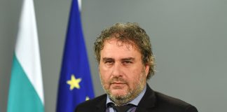 Кабинетът одобри по 5 минимални заплати помощ за музикантите на свободна практика банов