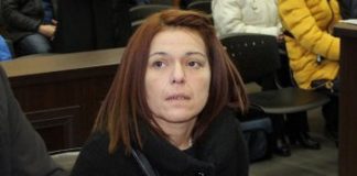 Катя, която прегази полицай в Пловдив, влиза в затвора за 2,4 години полицай