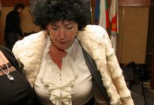 Майката на Банев стана обвиняема за катастрофа Банев