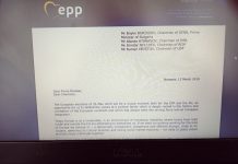 Шефът на ЕНП до десните партии в България: Явете се в единен фронт българия