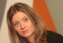 Спират семейните помощи ако децата не ходят на училище помощи