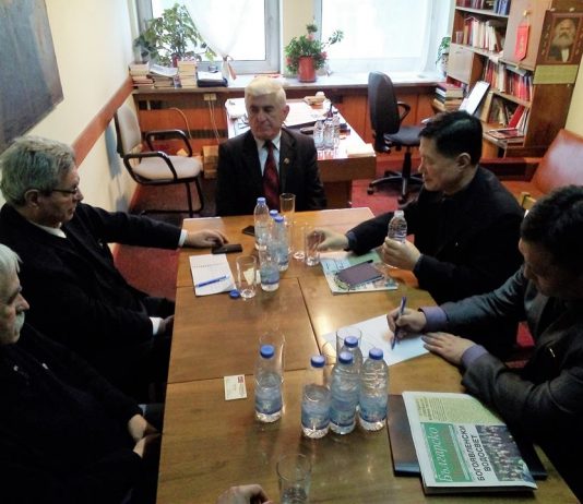 Субсидираните от държавата бивши военни и ченгета от Съюза на офицерите и сержантите от запаса регистрираха над 300 наблюдатели в полза на Радев в ЦИК радев