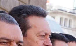 Разследват лидера на „Възраждане“ – Костадин Костадинов, плаши хората в условията на извънредното положение рубли