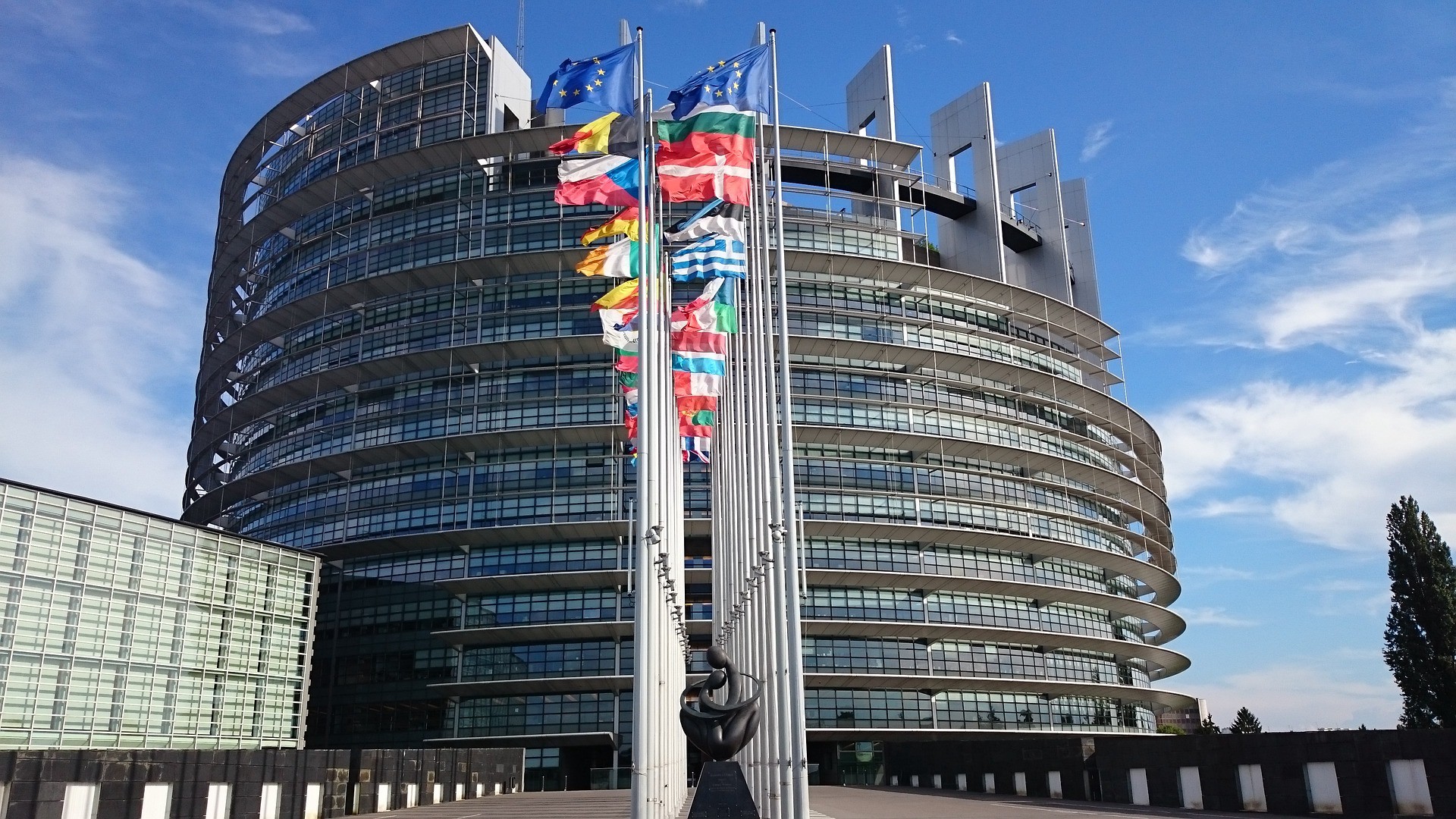 Евродепутатите дадоха зелена светлина за ново законодателство в защита на