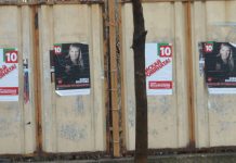 Дадоха Корнелия Нинова на частен съдебен изпълнител за непочистени плакати в Хасково плакати