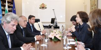 Премиерът: Извеждаме образованието като основен приоритет образованието