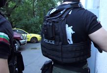 Арестуваните трафиканти прибирали по 10 000 евро на мигрант (ВИДЕО)