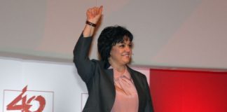 Невероятно, но факт! От всички бивши комунистически партии в Европа само БСП е на власт