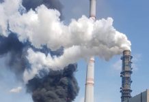 Гори коминът на ТЕЦ „Марица Изток“-2