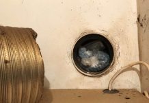 Арестуваният полицай криел дрогата в абсорбатор